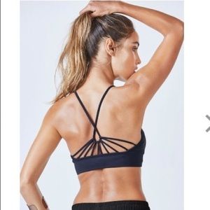 Fabletics 🏃‍♀️New Yulia Seamless Bra Top